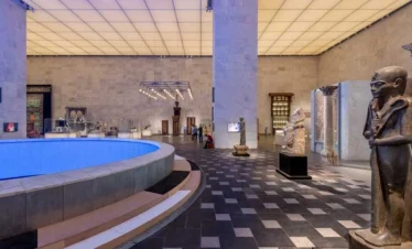 Interno del Museo Egizio del Cairo durante l’escursione Cairo Sharm El Sheikh 2 giorni in aereo