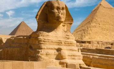 Sfinge e Piramidi di Giza durante l’escursione al Cairo da Sharm in aereo con guida italiana