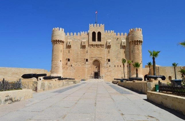 La Fortezza di Qaitbey ad Alessandria visitata durante la gita da Marsa Matrouh in auto privata con guida italiana