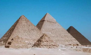 Vista delle Piramidi di Giza nel tour di un giorno a Memphis Saqqara e Piramidi di Giza da Il Cairo con guida italiana