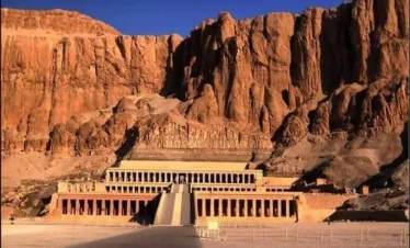 Vista panoramica del Tempio di Hatshepsut durante la Gita in giornata a Hatshepsut, Qurna e tombe private da Luxor