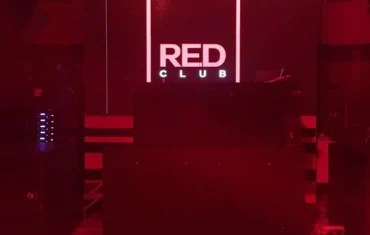 cosa fare la sera a Marsa Alam. Interno del Red Club a Port Ghalib